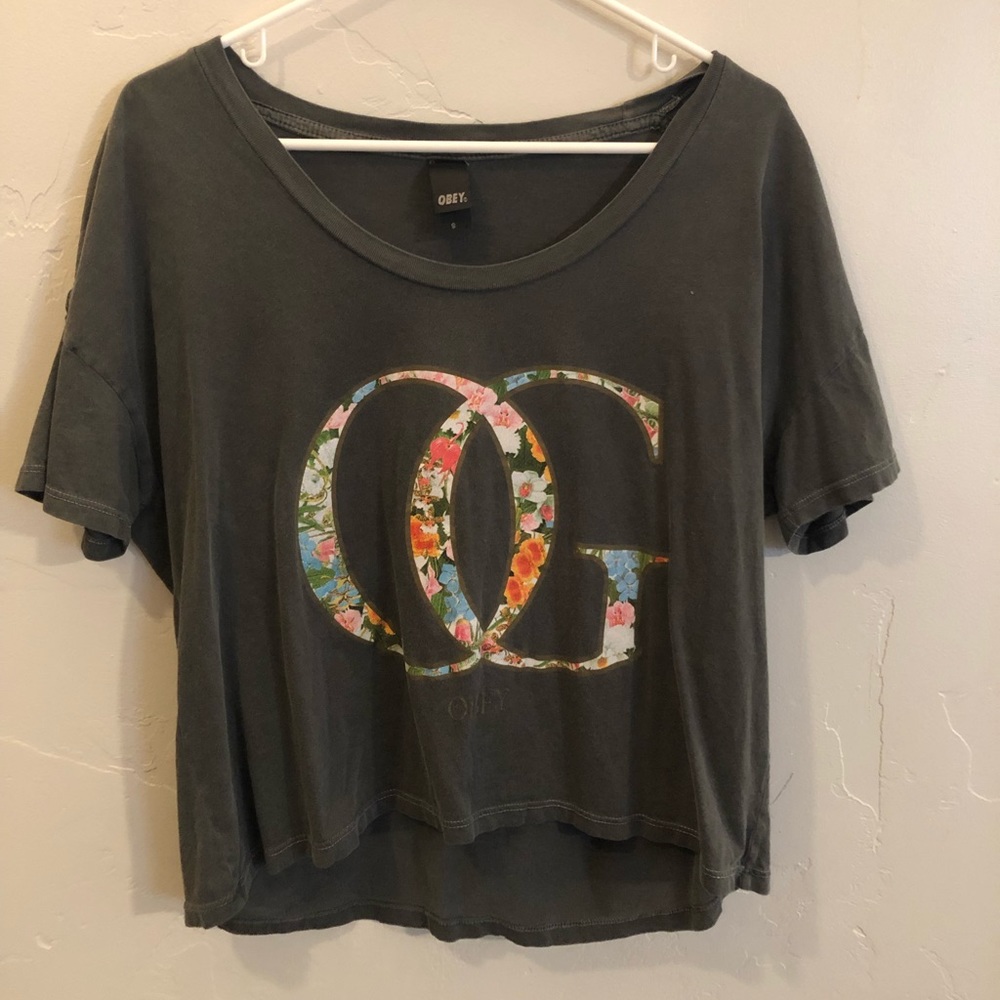 🛍Obey Crop Top🛍